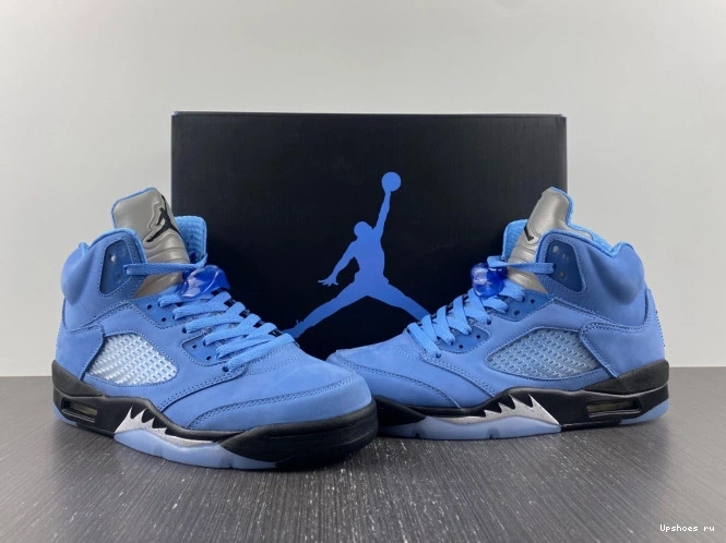  5  “UNC” DV1310-401 Jordan Air RETRO 1228
